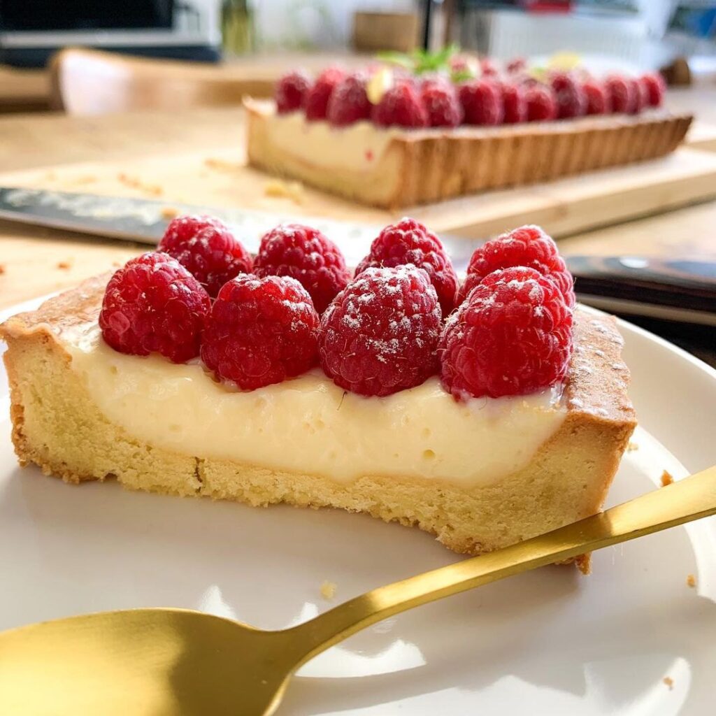 Tarte aux framboises à la crème pâtissière