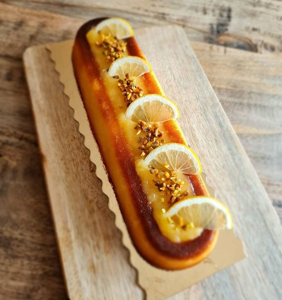 Savarin au citron & lemon curd