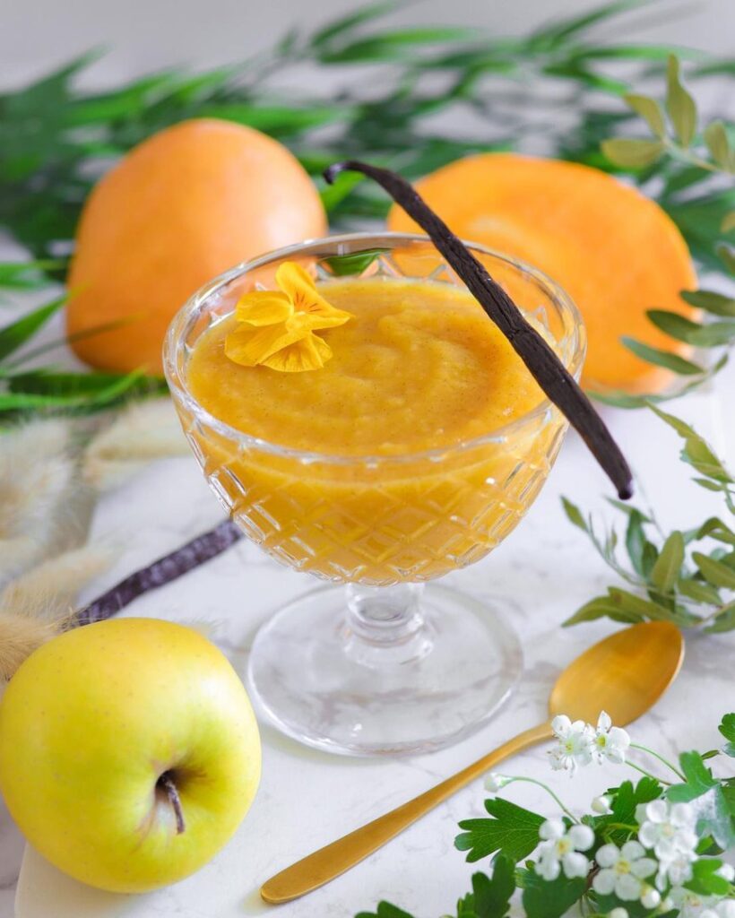 Compote de pomme mangue et vanille avec morceaux