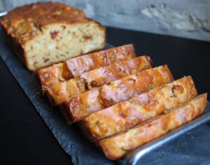 Cake aux tomates séchés mozzarella et chèvre