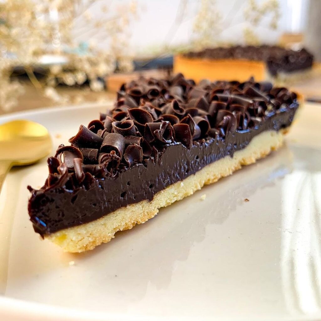 Tarte fort en chocolat très simple