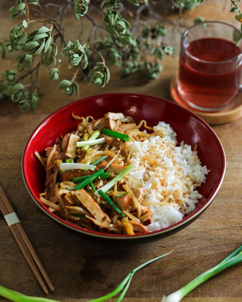 Poêlée de tofu fumé soja et ciboulette