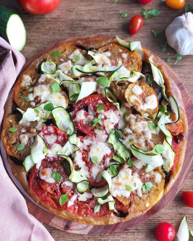 Tarte tatin salée aux aubergines et tomates