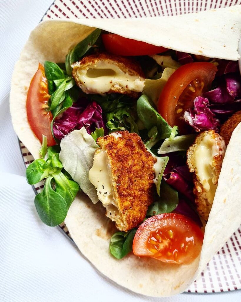 Wrap au camembert pané