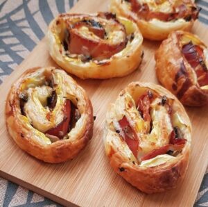 Feuilletés courgette bacon champignons
