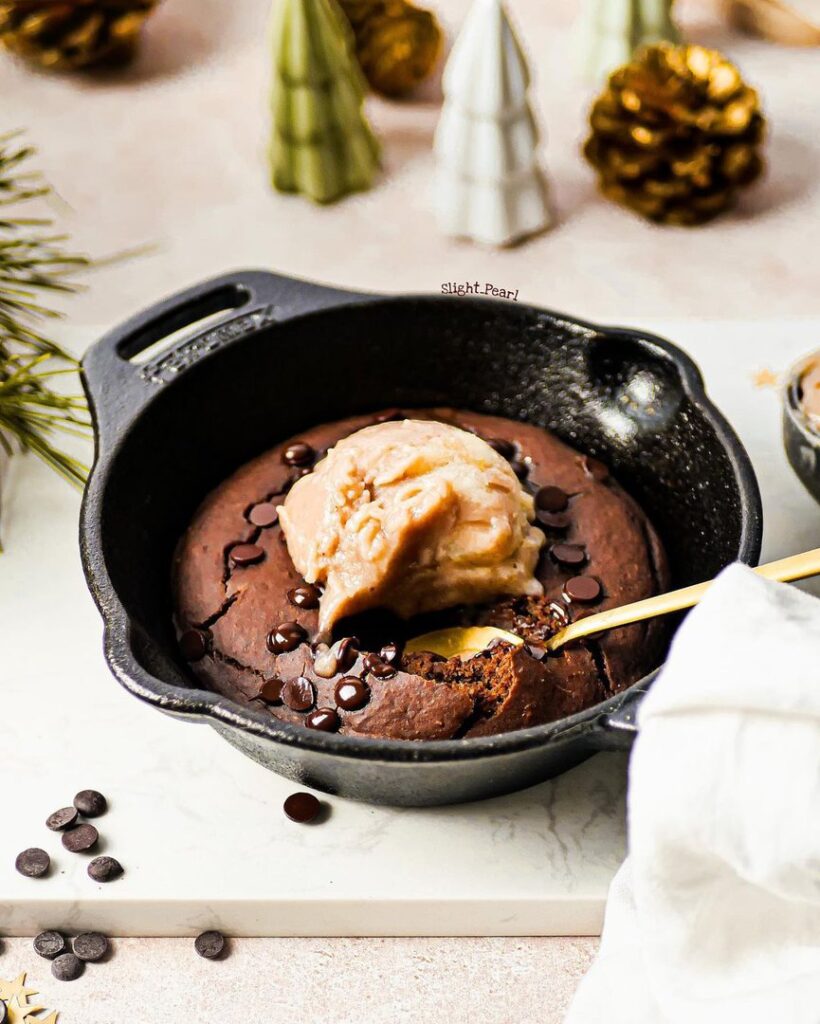 Petit gâteau aux chocolat et à la purée de noisettes