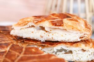 Galette des Rois à la crème d&rsquo;amande et pomme