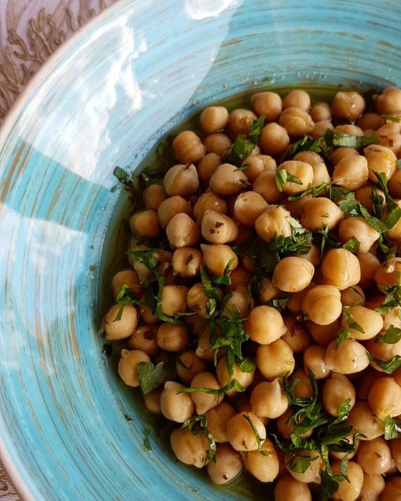 Salade de pois chiche aux herbes fraîches