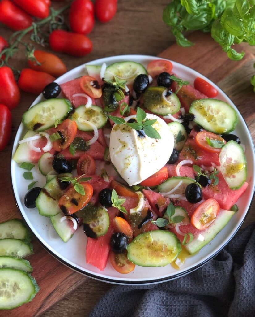 Salade de pastèque, tomates et mozzarella