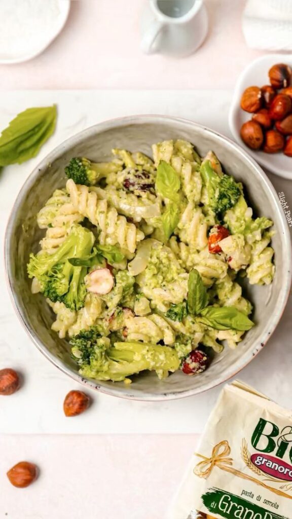 Pâtes au pesto brocolis et noisettes