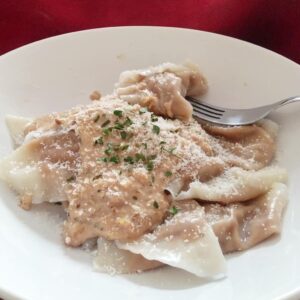 Raviolis aux cèpes et noix