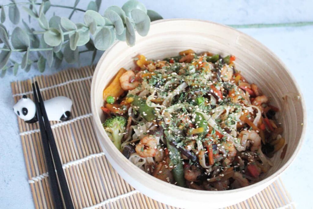Wok de nouilles aux crevettes