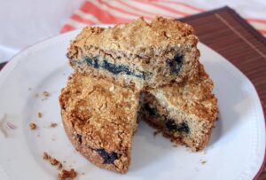 Gâteau rustique aux myrtilles