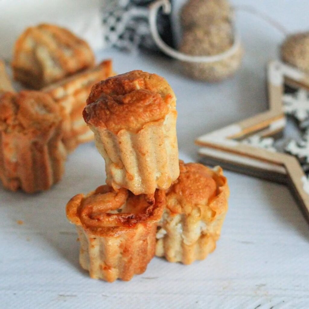 Cannelés poires et gorgonzola