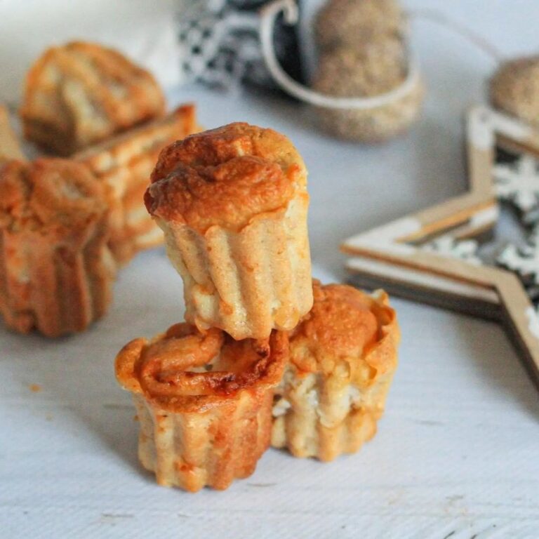 Cannelés poires et gorgonzola Cannelés poires et gorgonzola