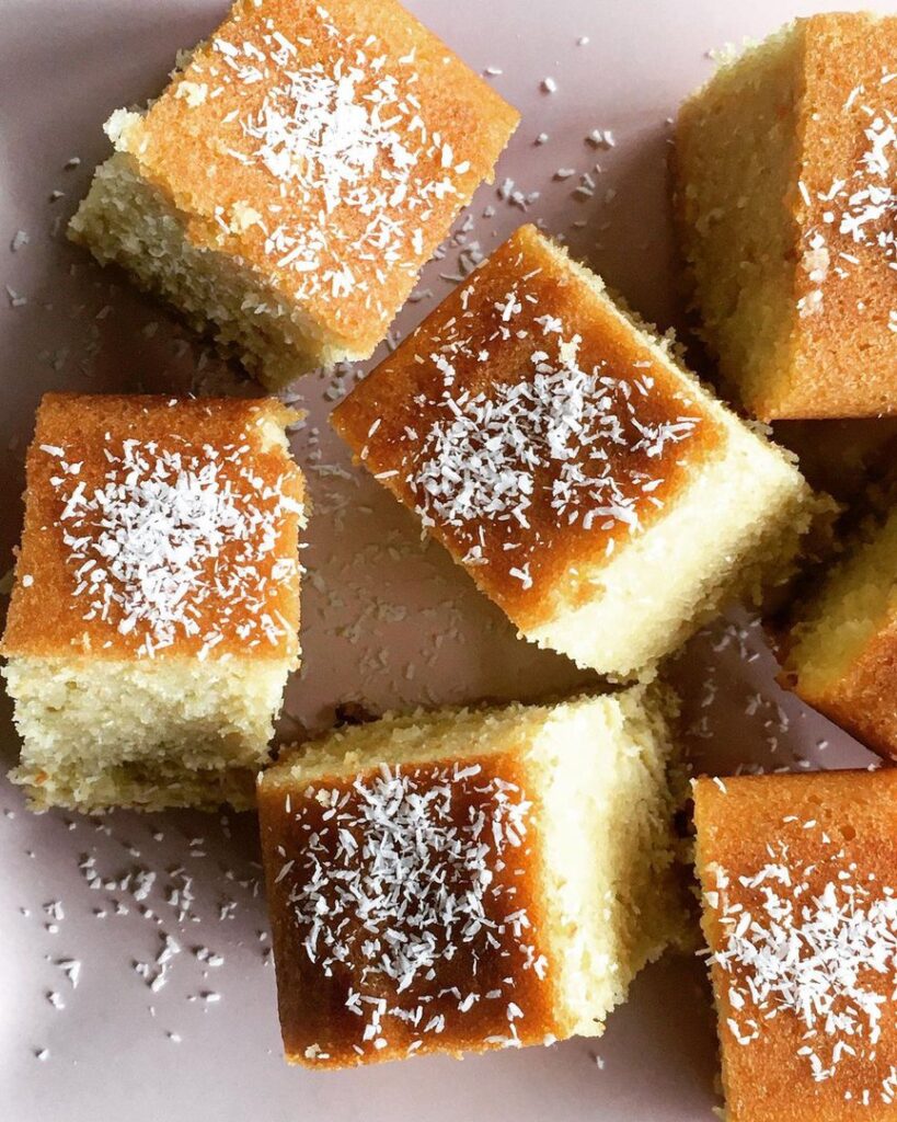 Ravani gâteau à la noix de coco
