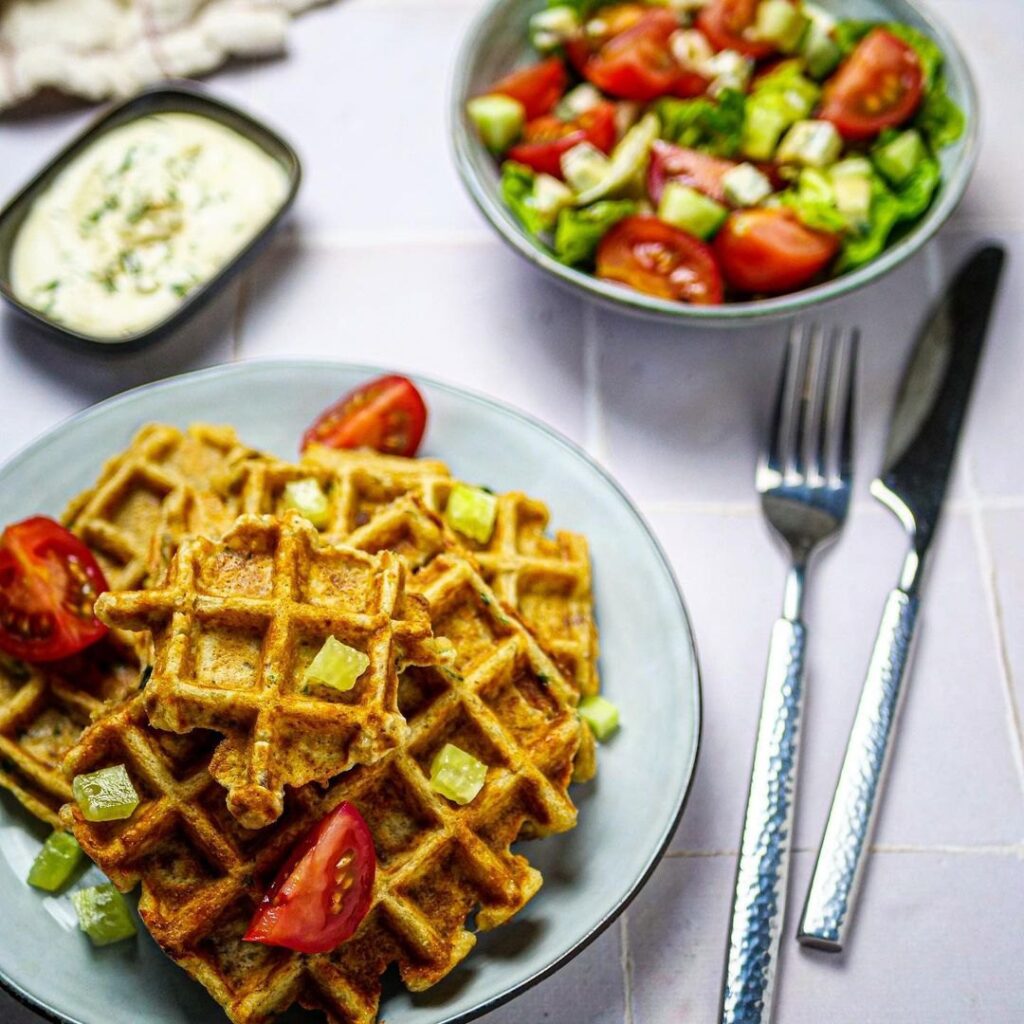 Gaufres au thon et aux herbes fines