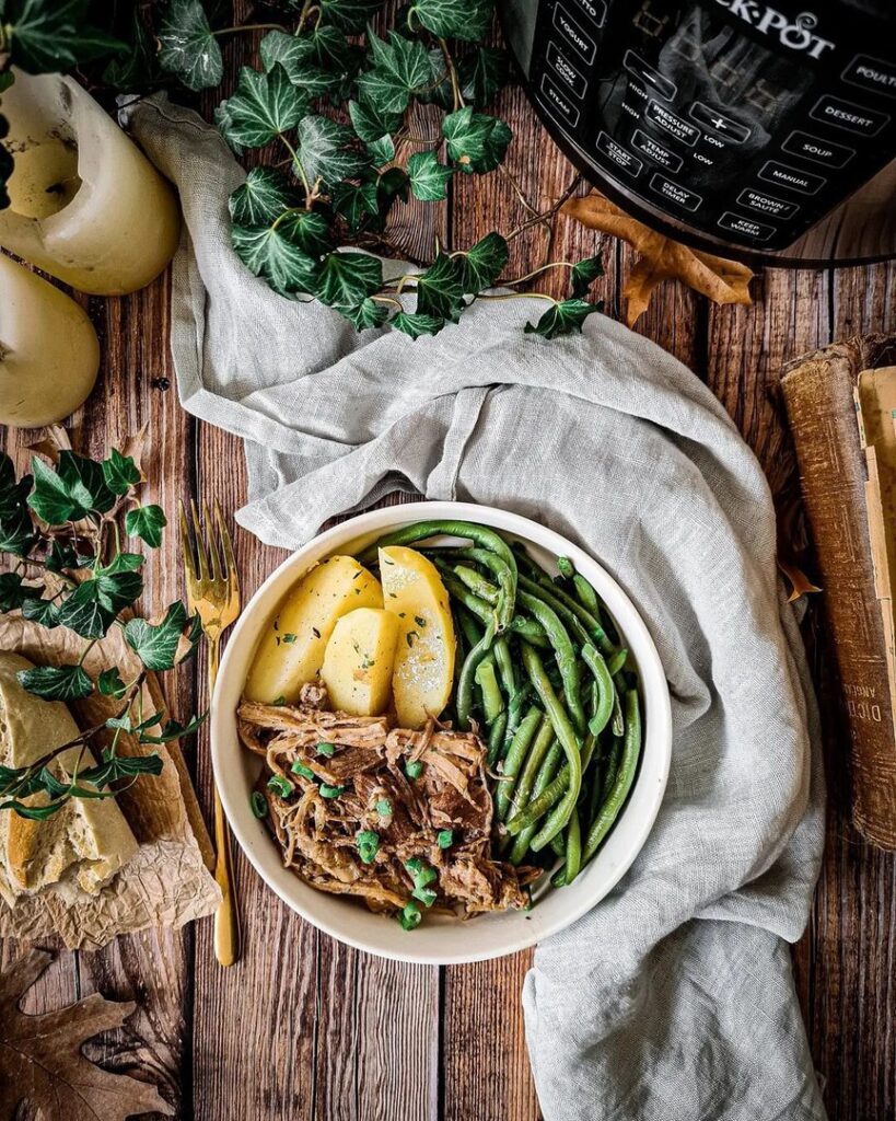 Effiloché de porc, haricots verts et pommes de terre vapeur