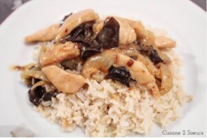 Poulet sauce aux champignons noirs
