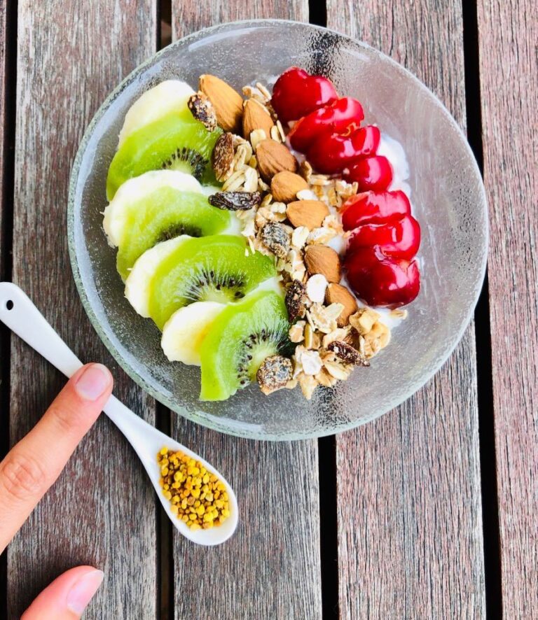 Colourful Smoothie Bowl