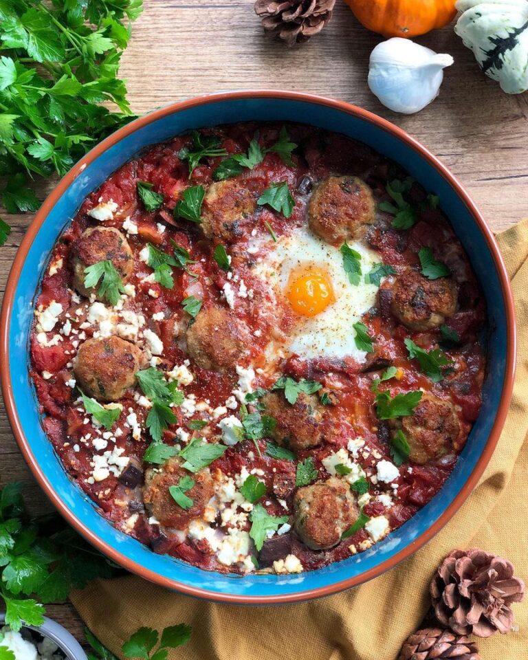 Tajine de kefta aux oeufs Tajine de kefta aux oeufs