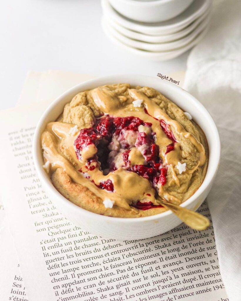 Porridge au four bananes et lait de coco