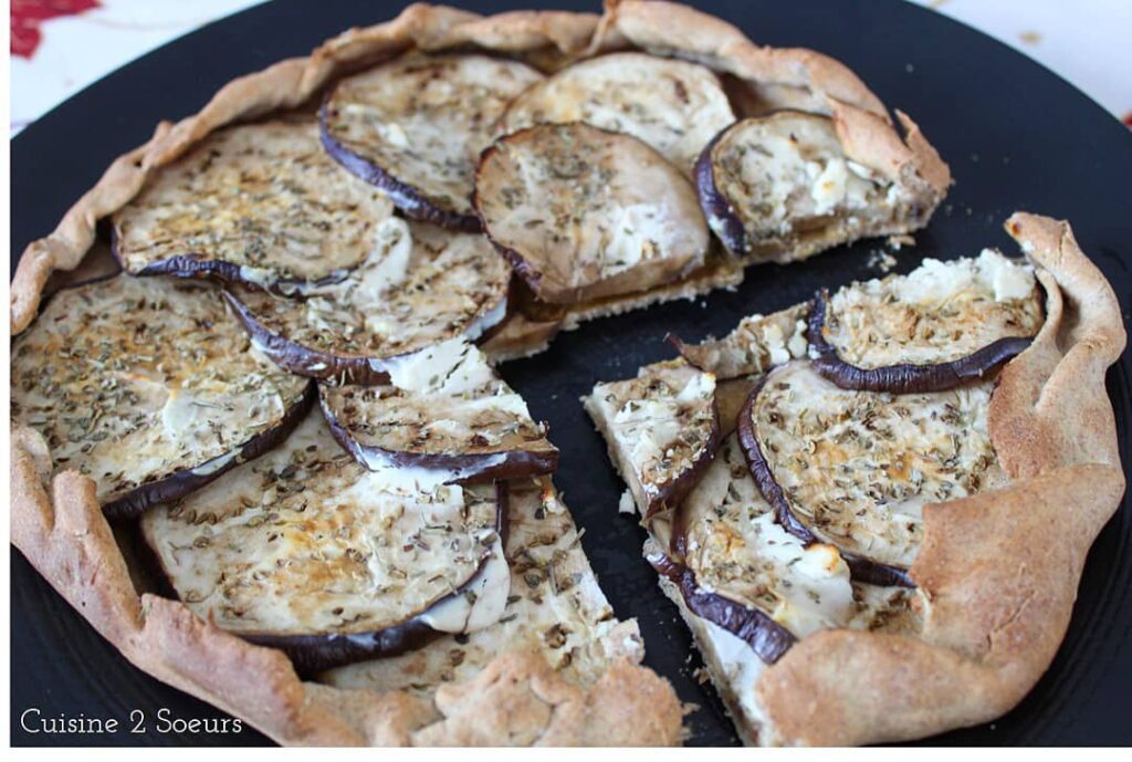 Tarte fine aubergine et mozzarella