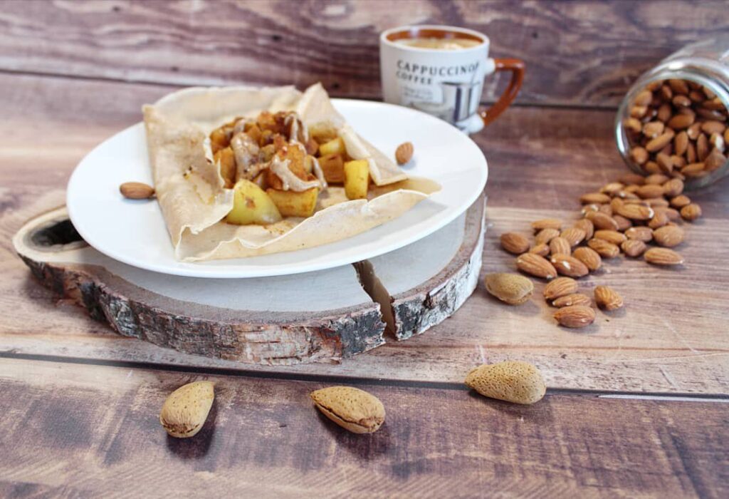 Crêpes châtaignes, pommes et amandes