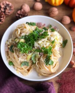 Pâtes à la crème de poireaux et parmesan
