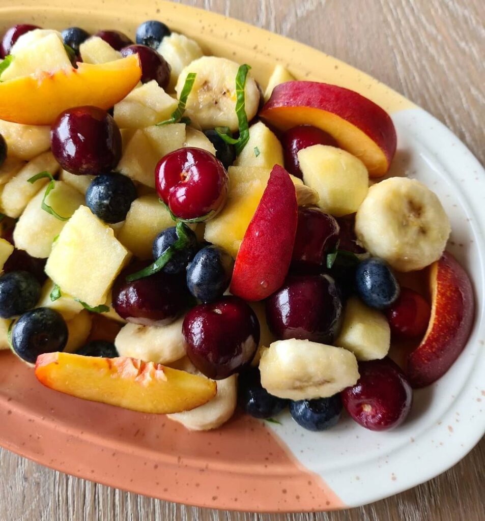 Salade de fruits arc en ciel