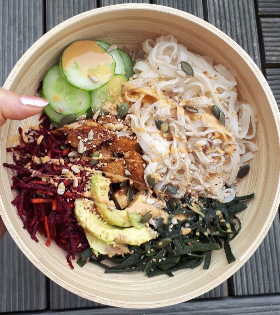 Buddha nouilles de riz et seitan