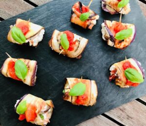Involtinis d’aubergines à la ricotta & jambon de parme