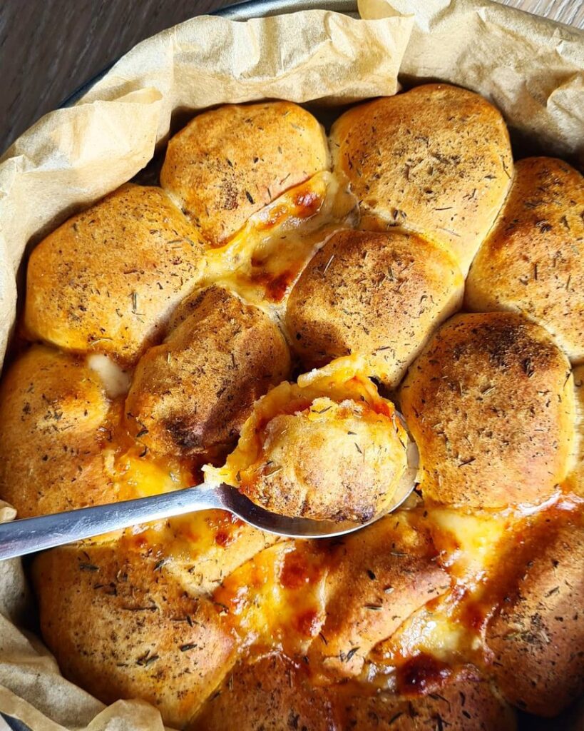 Boules de pizza farcies au jambon