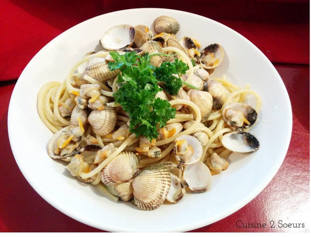 Spaghetti alle vongole (aux coques)