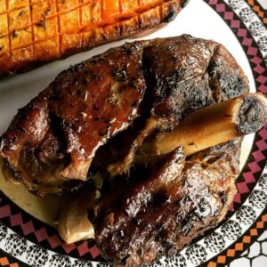 Gigot d&rsquo;agneau et ses patates douces au four