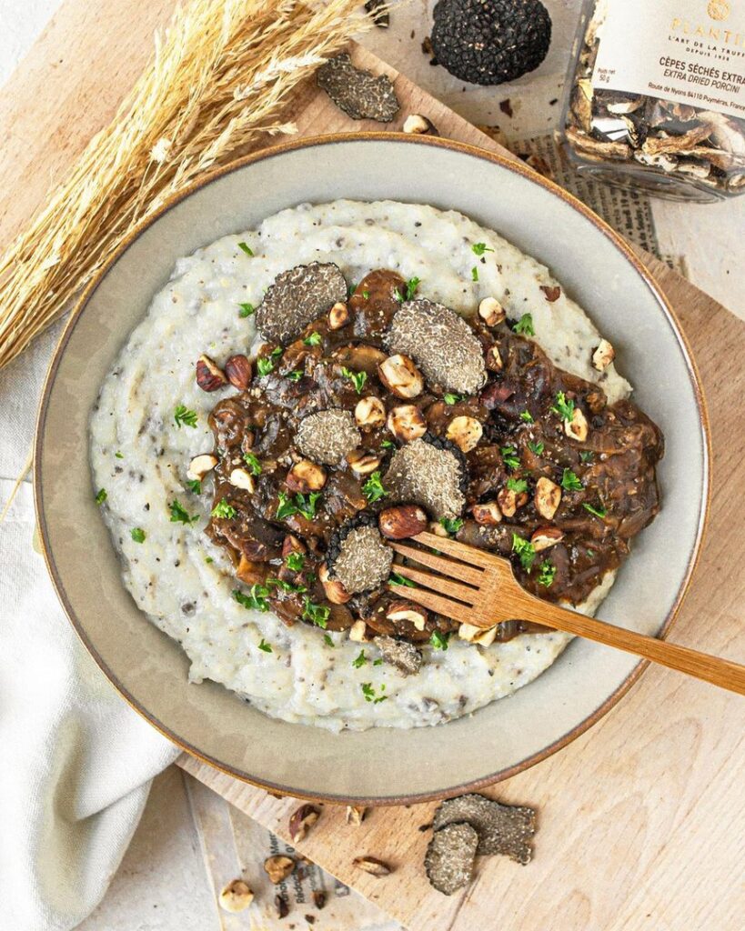 Purée de panais à la truffe et ragoût de champignon