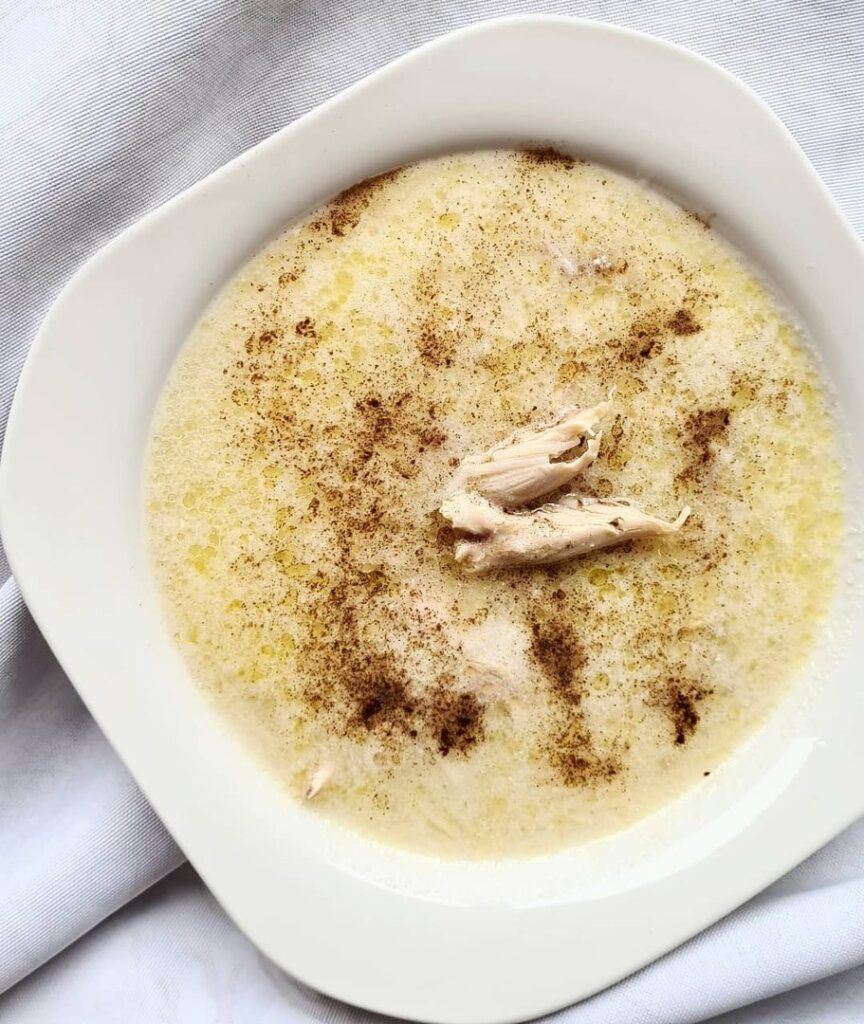 Soupe de poulet grecque