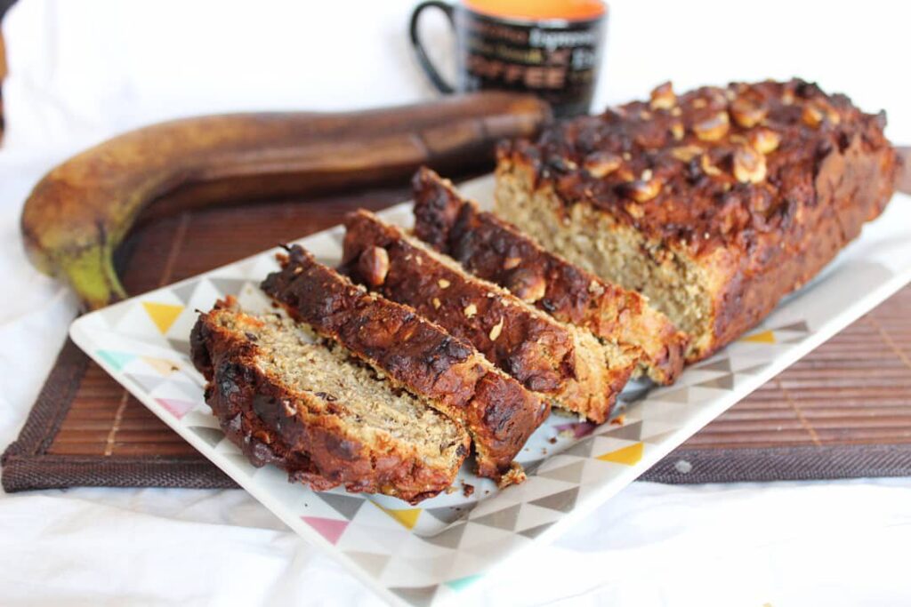Banana bread aux pépites de chocolat et oléagineux