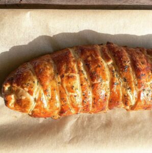Tresse feuilletée à la viande hachée et pommes de terre