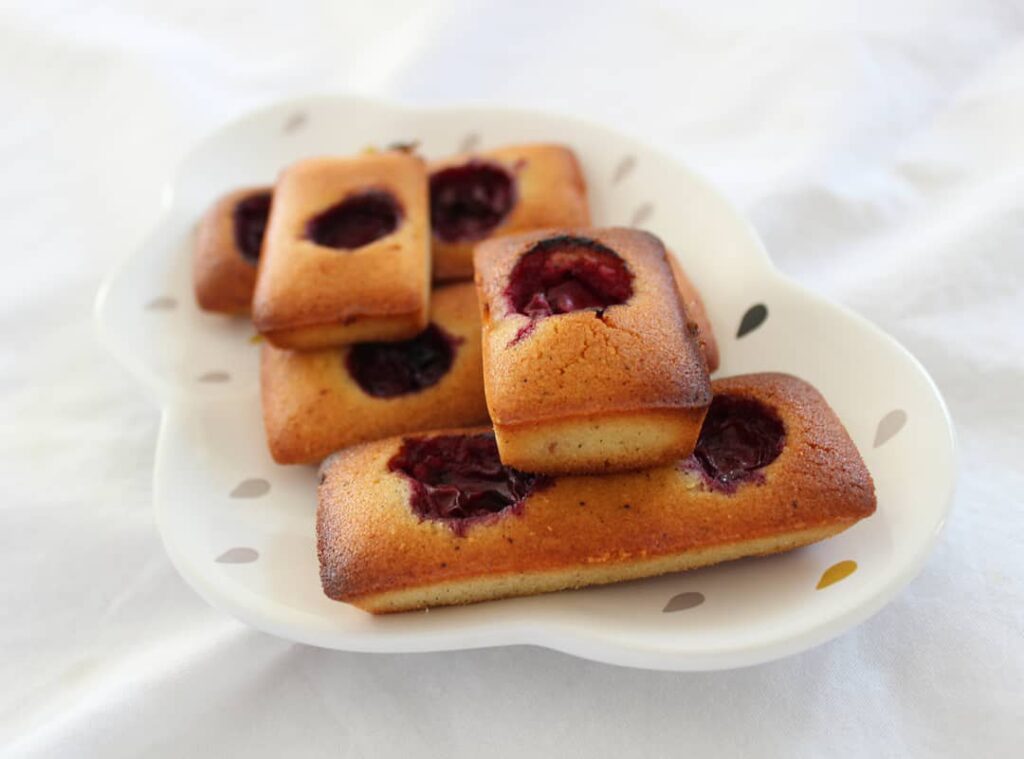 Financiers à la cerise