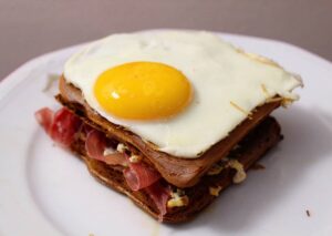 Croque madame à la patate douce