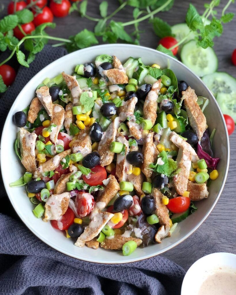 Salade au poulet sharwarma