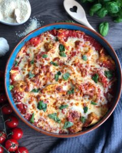 Gratin de tortellinis à la sauce tomates