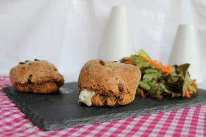 Pain fourrés figue, chèvre et miel