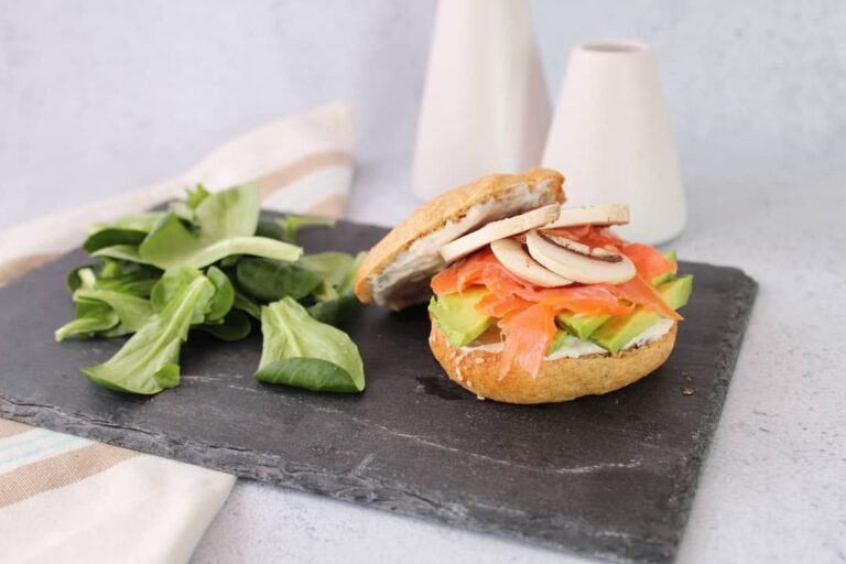 Bagel saumon et avocat Bagel saumon et avocat