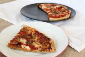 Pizza figues et viande de grison