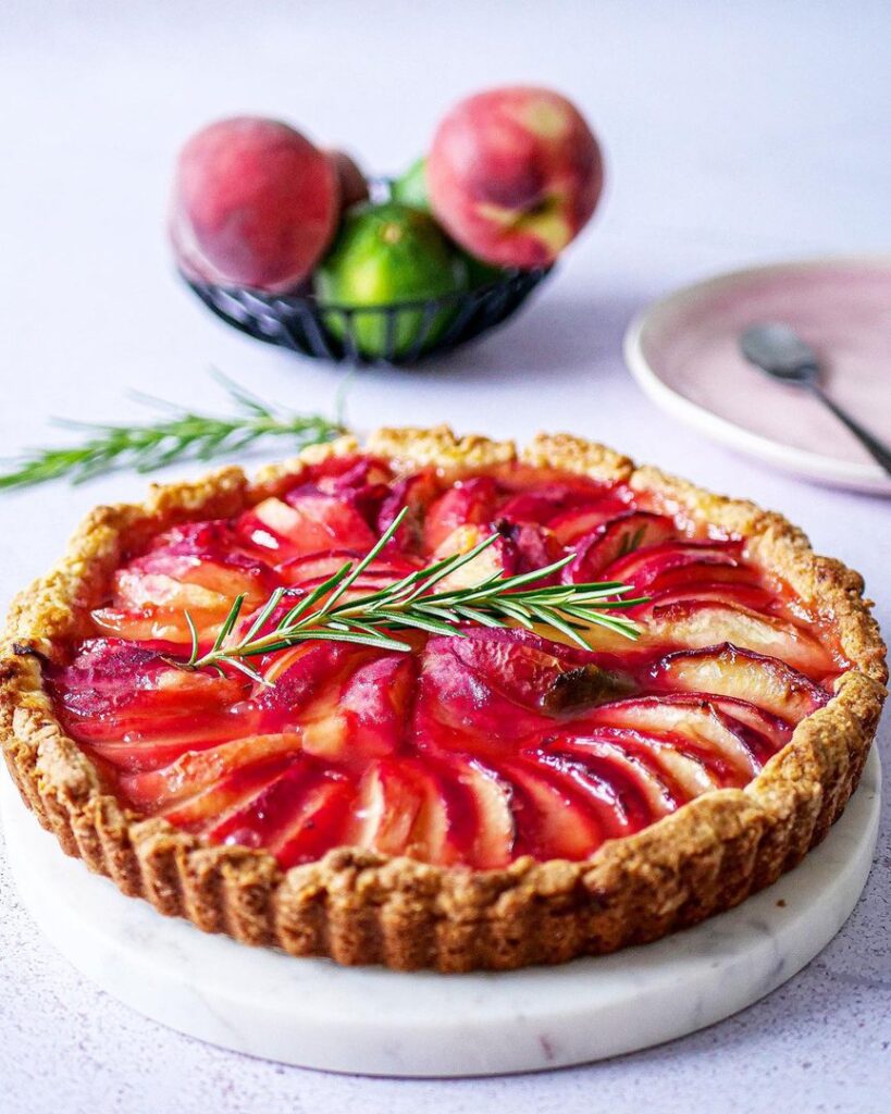 Tarte aux pêches accidulée