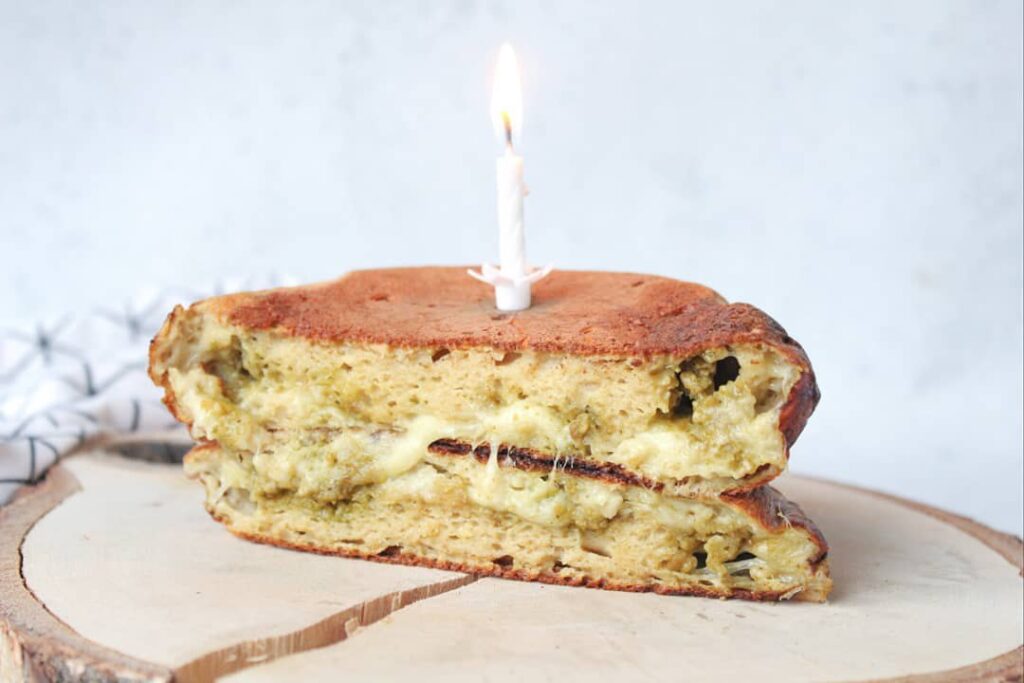 Stuffed pancake pesto et mozza
