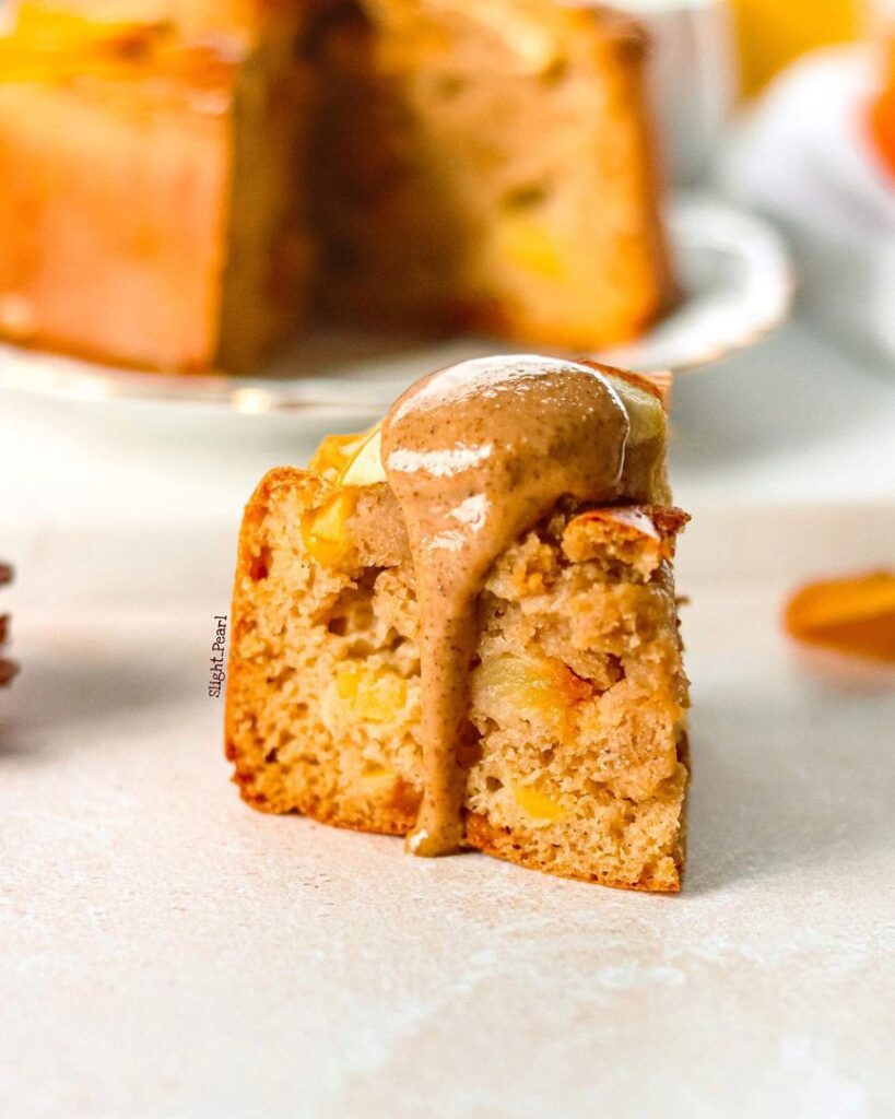 Gâteau moelleux aux pommes et à la cannelle