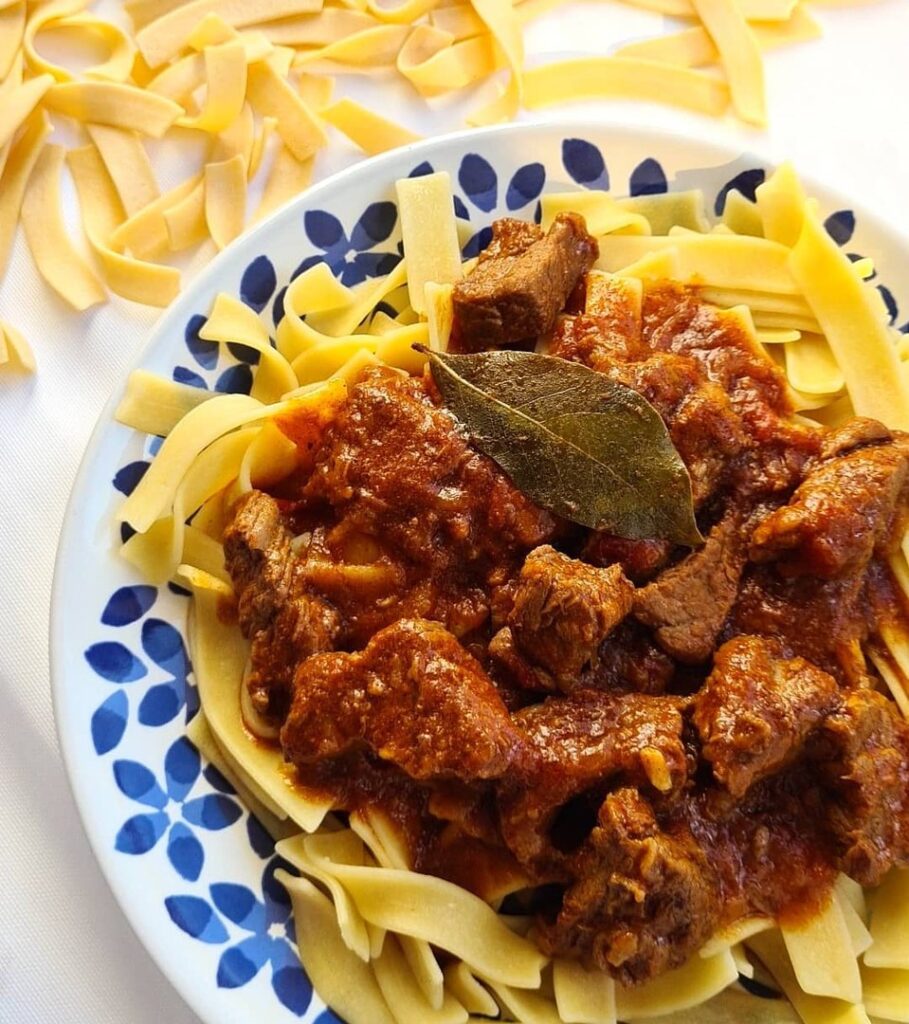 Boeuf Kokkinisto